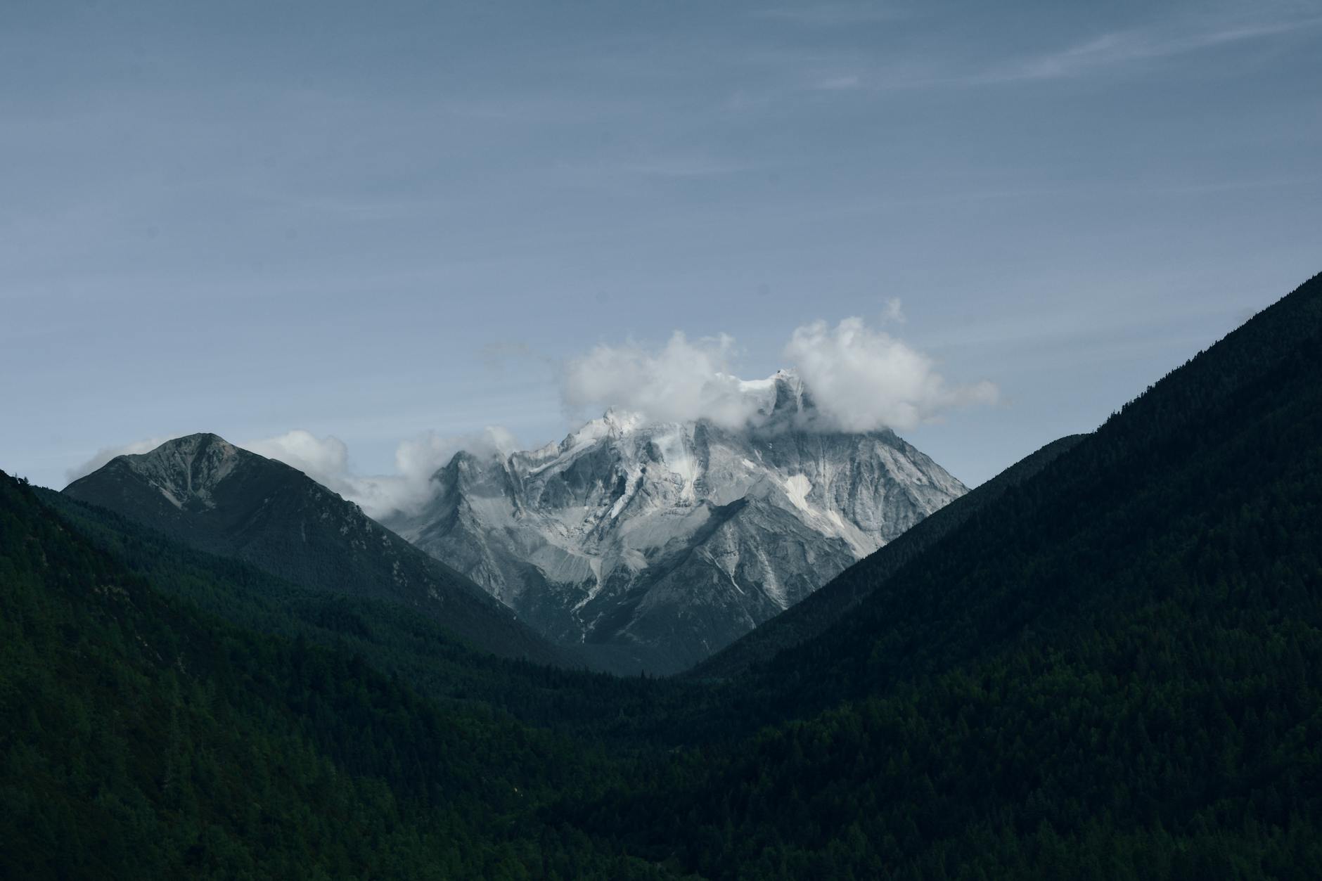 云南秘境 · 苍山洱海与玉龙之巅 D2 云南 · 苍山 徒步